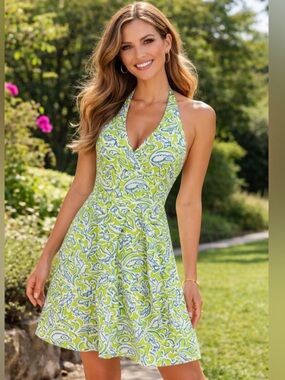 J. McLaughlin halter dress in a green, blue & white paisley print Womens size 8